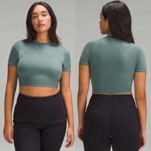 Lululemon Wundermost Ultra-Soft Nulu Crewneck Cropped T-Shirt *medium forest